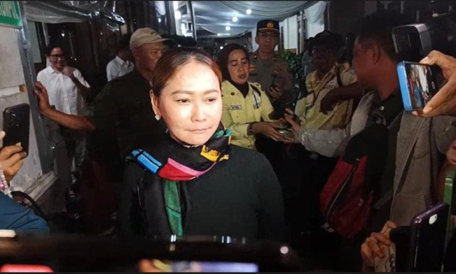 Inul Daratista Dampingi Titiek Puspa Hingga Embusan Napas Terakhir